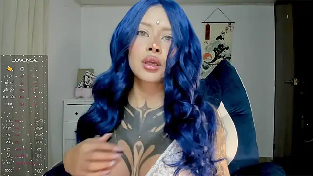 AlinaLukyanova online show from May 10, 4:28 am