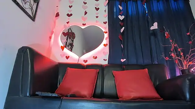 Snapshot of winderling chatting on February 23, 9:01 pm winderling online show from February 23, 9:01 pm