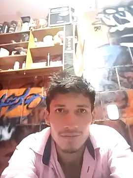 Snapshot of alexandercruz chatting on March 10, 8:36 pm alexandercruz online show from March 10, 8:36 pm