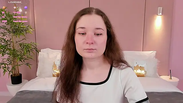 Snapshot of NancyJonson chatting on April 6, 3:04 am NancyJonson online show from April 6, 3:04 am