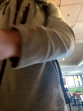 Snapshot of thejohnryancollection chatting on September 24, 6:55 pm thejohnryancollection online show from September 24, 6:55 pm