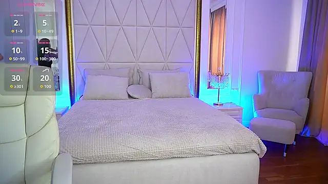 EliseVelour online show from April 28, 12:43 pm