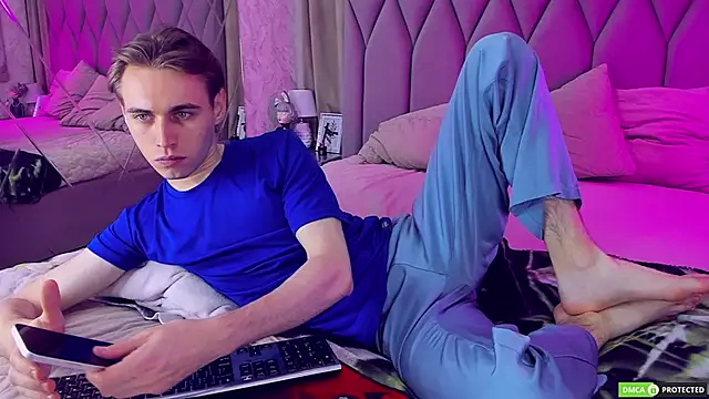 Snapshot of WilliamDyson chatting on September 21, 3:08 am WilliamDyson online show from September 21, 3:08 am