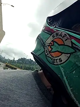 Snapshot of Fernandar2025 chatting on December 22, 2:36 pm Fernandar2025 online show from December 22, 2:36 pm