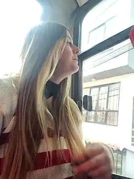 Fernandar2025 online show from March 22, 3:48 pm