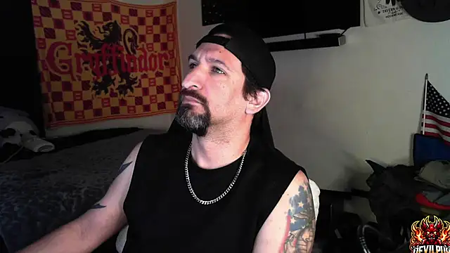 DevilPup75  online show from September 26, 2:15 am