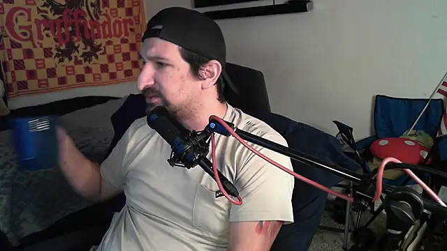 DevilPup75  online show from October 24, 8:00 am