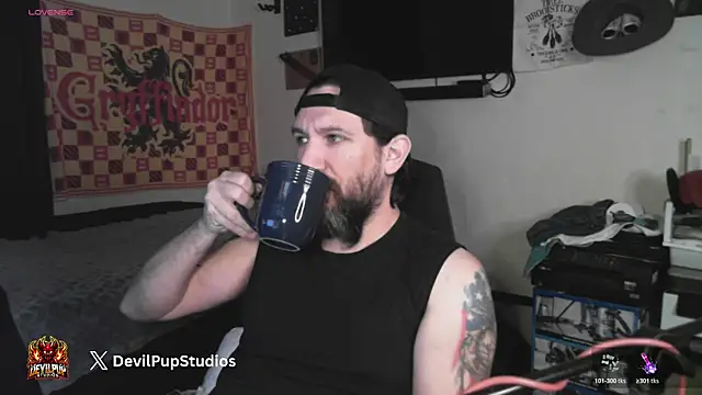 DevilPup75  online show from February 12, 6:52 am