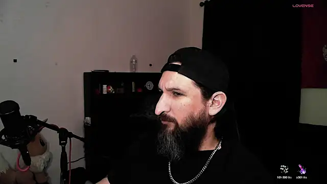 DevilPup75  online show from May 4, 3:13 am