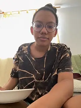 Valen1800 online show from October 14, 6:42 pm