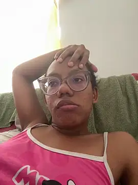 Snapshot of Valen1800 chatting on February 15, 8:38 pm Valen1800 online show from February 15, 8:38 pm