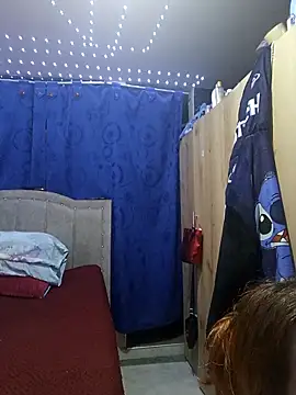 Shayla VL online show from December 2, 1:05 pm