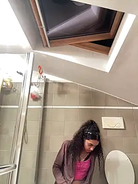 Sora pasquale online show from October 11, 8:51 pm