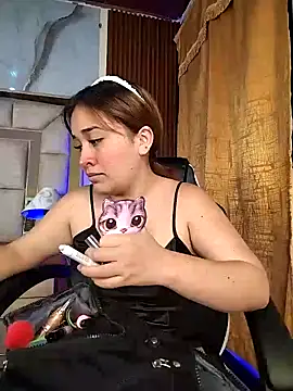 Snapshot of sara-lopez1 chatting on September 23, 2:14 am sara-lopez1 online show from September 23, 2:14 am