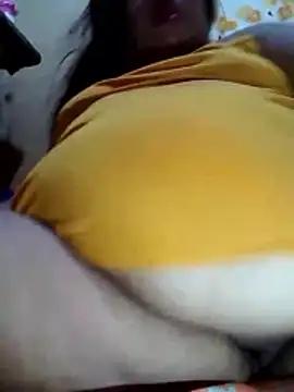 Huge mama69 online show from April 26, 4:37 pm