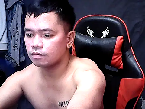 sweet sexyasian69 online show from March 26, 1:33 am