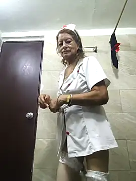 MaryeLunna online show from September 27, 12:10 pm