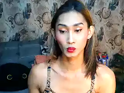 Snapshot of youarea_dreamer chatting on December 15, 2:32 pm youarea dreamer online show from December 15, 2:32 pm