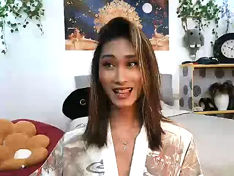 Snapshot of youarea_dreamer chatting on January 13, 4:01 pm youarea dreamer online show from January 13, 4:01 pm