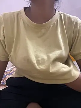 nisha807 online show from October 15, 7:58 pm