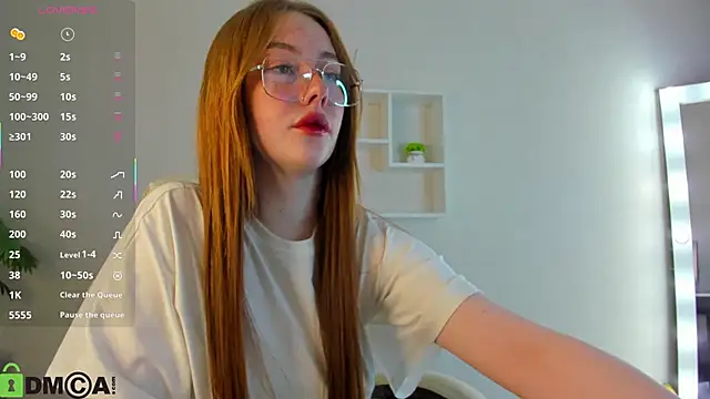 Roxy Sunnny online show from October 19, 9:21 am