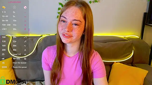 Roxy Sunnny online show from November 3, 9:32 am