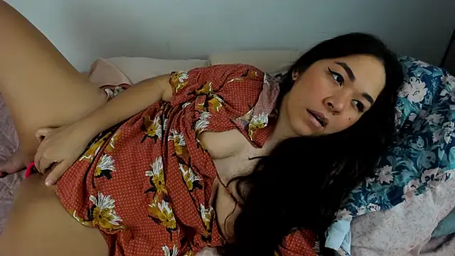 Brianna Angelina online show from November 18, 4:33 pm