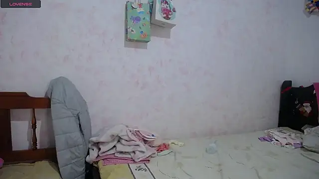 Pregnant Kloe online show from January 10, 12:01 am