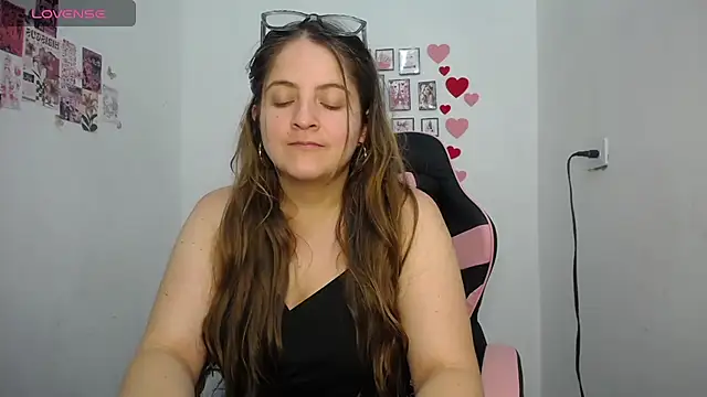 Pregnant Kloe online show from May 14, 10:27 pm