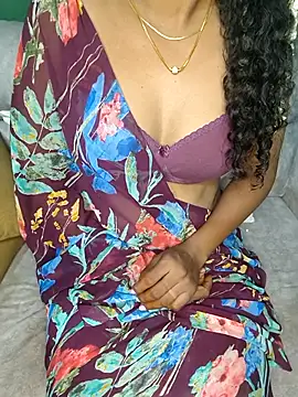 Tamilpallavi online show from November 18, 3:16 pm