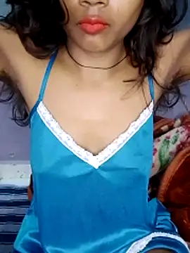 Snapshot of Mona_Lucky chatting on February 27, 9:48 pm Mona Lucky online show from February 27, 9:48 pm