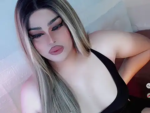 queensavrinax online show from November 4, 4:22 am