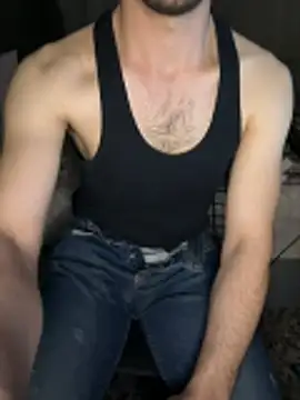 Snapshot of fahr309 chatting on April 7, 11:59 pm fahr309 online show from April 7, 11:59 pm