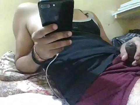 Snapshot of ahhnatti chatting on March 11, 2:56 pm ahhnatti online show from March 11, 2:56 pm