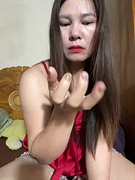 Snapshot of Moan_Mary chatting on October 4, 12:19 am Moan Mary online show from October 4, 12:19 am