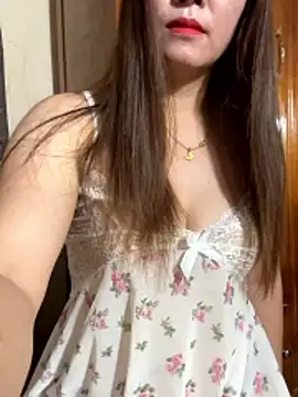 Snapshot of Moan_Mary chatting on October 15, 11:38 pm Moan Mary online show from October 15, 11:38 pm