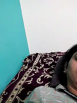 Snapshot of Soniya_Roy chatting on October 22, 4:02 am Soniya Roy online show from October 22, 4:02 am