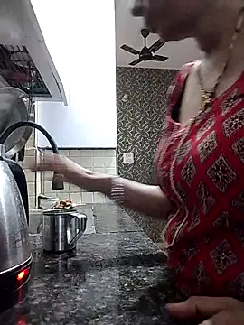 Soniya Roy online show from November 8, 11:10 am