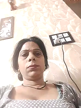 Snapshot of Soniya_Roy chatting on April 15, 10:22 am Soniya Roy online show from April 15, 10:22 am