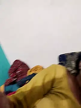 Snapshot of Soniya_Roy chatting on April 16, 8:15 am Soniya Roy online show from April 16, 8:15 am