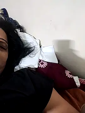Snapshot of Soniya_Roy chatting on April 17, 2:03 am Soniya Roy online show from April 17, 2:03 am
