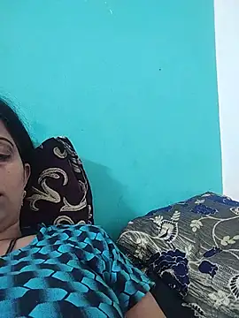 Snapshot of Soniya_Roy chatting on May 9, 5:07 pm Soniya Roy online show from May 9, 5:07 pm