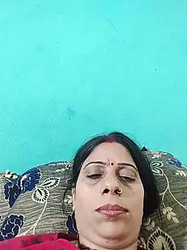Snapshot of Soniya_Roy chatting on May 16, 3:11 pm Soniya Roy online show from May 16, 3:11 pm