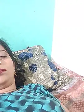 Snapshot of Soniya_Roy chatting on May 17, 6:15 pm Soniya Roy online show from May 17, 6:15 pm