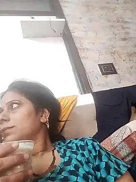 Snapshot of Soniya_Roy chatting on June 4, 9:37 am Soniya Roy online show from June 4, 9:37 am