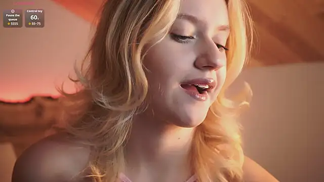 Nerissa xo online show from November 16, 8:36 pm