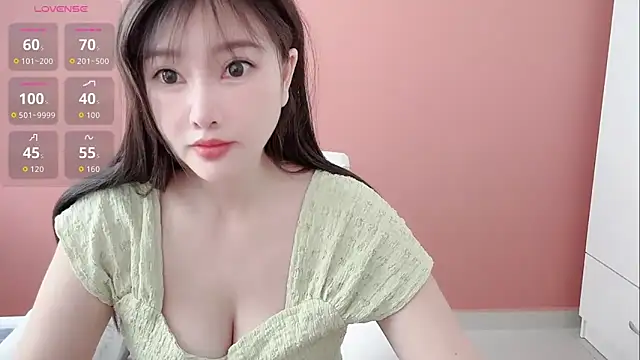 Crush-7ii online show from June 6, 2:05 am