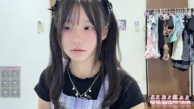 Snapshot of xiaoxia_baby chatting on August 4, 1:03 pm xiaoxia baby online show from August 4, 1:03 pm