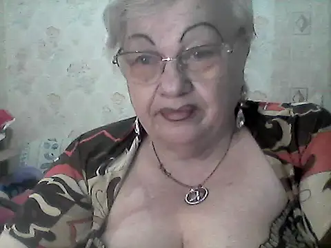 NatalieNorth online show from March 7, 10:51 pm