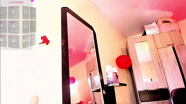 Rossedewitt  online show from February 17, 6:58 pm